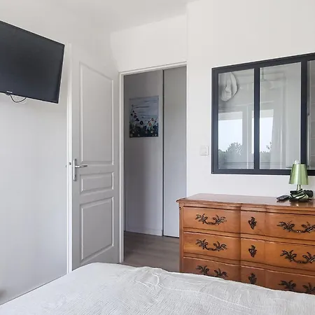 Appartement 2 Bedroom Lovely In